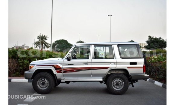 Buy Import Toyota Land Cruiser Other Car in Import - Dubai in Maseru Buy Import Toyota Land Cruiser Other Car in Import - Dubai in Maseru