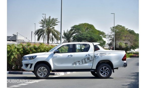 Buy Import Toyota Hilux White Car in Import - Dubai in Maseru Buy Import Toyota Hilux White Car in Import - Dubai in Maseru