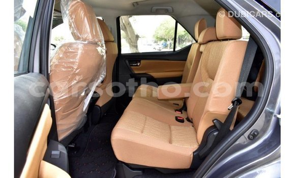 Sayi Imported Toyota Fortuner Other Mota in Import - Dubai a Maseru Sayi Imported Toyota Fortuner Other Mota in Import - Dubai a Maseru