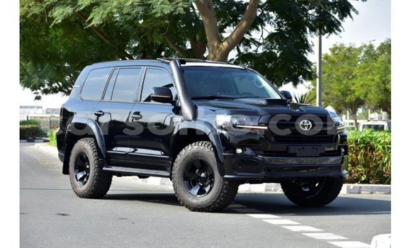 Buy Import Toyota Land Cruiser Black Car in Import - Dubai in Maseru Buy Import Toyota Land Cruiser Black Car in Import - Dubai in Maseru