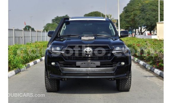 Buy Import Toyota Land Cruiser Black Car in Import - Dubai in Maseru Buy Import Toyota Land Cruiser Black Car in Import - Dubai in Maseru