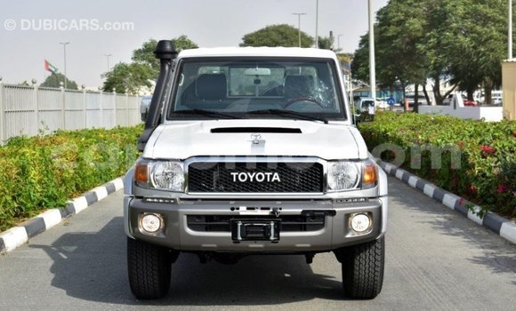 Buy Import Toyota Land Cruiser Other Car in Import - Dubai in Maseru Buy Import Toyota Land Cruiser Other Car in Import - Dubai in Maseru