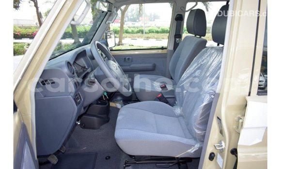 Buy Import Toyota Land Cruiser Beige Car in Import - Dubai in Maseru Buy Import Toyota Land Cruiser Beige Car in Import - Dubai in Maseru