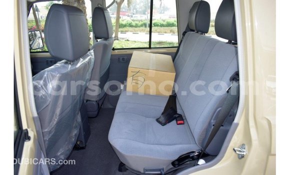 Buy Import Toyota Land Cruiser Beige Car in Import - Dubai in Maseru Buy Import Toyota Land Cruiser Beige Car in Import - Dubai in Maseru