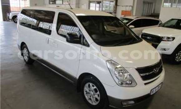 Acheter Occasion Voiture Hyundai H1 Blanc à Butha Buthe, Butha-Buthe Acheter Occasion Voiture Hyundai H1 Blanc à Butha Buthe, Butha-Buthe