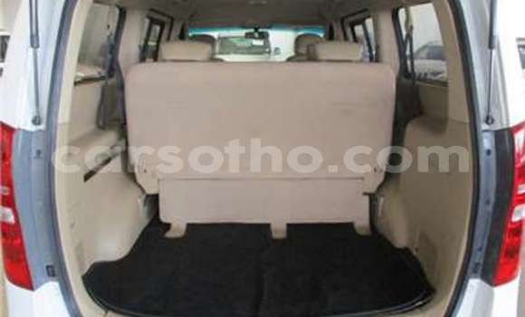 Acheter Occasion Voiture Hyundai H1 Blanc à Butha Buthe, Butha-Buthe Acheter Occasion Voiture Hyundai H1 Blanc à Butha Buthe, Butha-Buthe