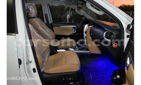 Buy Import Toyota Fortuner White Car in Import - Dubai in Maseru Buy Import Toyota Fortuner White Car in Import - Dubai in Maseru