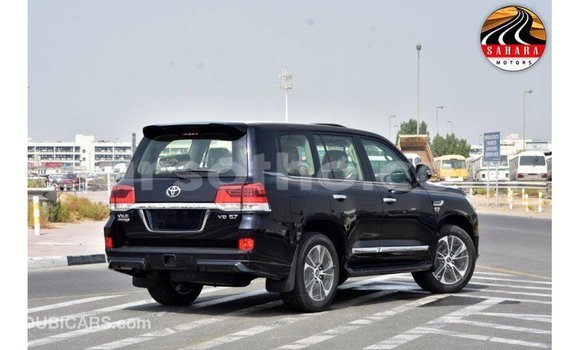 Buy Import Toyota Land Cruiser Black Car in Import - Dubai in Maseru Buy Import Toyota Land Cruiser Black Car in Import - Dubai in Maseru