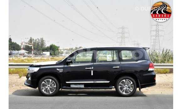 Buy Import Toyota Land Cruiser Black Car in Import - Dubai in Maseru Buy Import Toyota Land Cruiser Black Car in Import - Dubai in Maseru