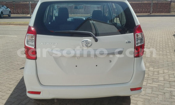 Acheter Occasion Voiture Toyota Avanza Vert à Maseru, Maseru Acheter Occasion Voiture Toyota Avanza Vert à Maseru, Maseru