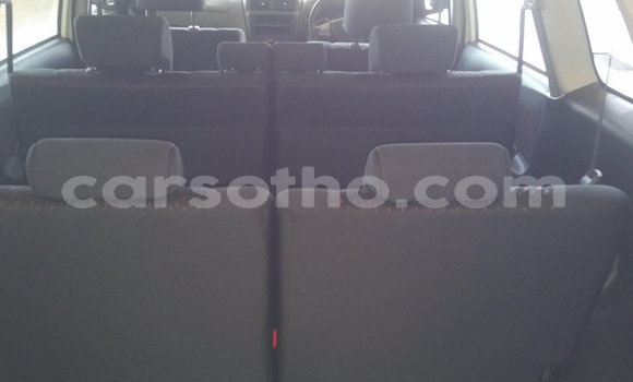 Acheter Occasion Voiture Toyota Avanza Vert à Maseru, Maseru Acheter Occasion Voiture Toyota Avanza Vert à Maseru, Maseru