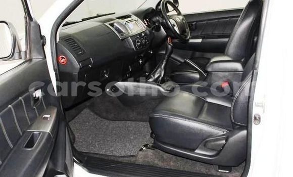 Sayi Na hannu Toyota Hilux Green Mota in Maseru a Maseru Sayi Na hannu Toyota Hilux Green Mota in Maseru a Maseru