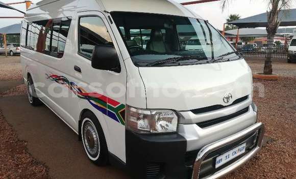 Acheter Occasion Voiture Toyota Hiace Blanc à Mafeteng, Mafeteng Acheter Occasion Voiture Toyota Hiace Blanc à Mafeteng, Mafeteng