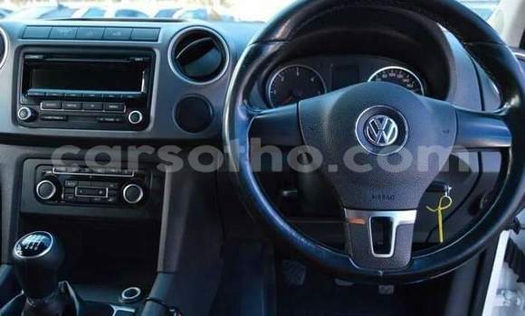 Buy Used Volkswagen Amarok Green Car in Maseru in Maseru Buy Used Volkswagen Amarok Green Car in Maseru in Maseru