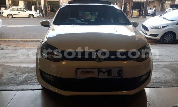اشتري مستعمل Volkswagen Polo White سيارة في Mafeteng في Mafeteng اشتري مستعمل Volkswagen Polo White سيارة في Mafeteng في Mafeteng