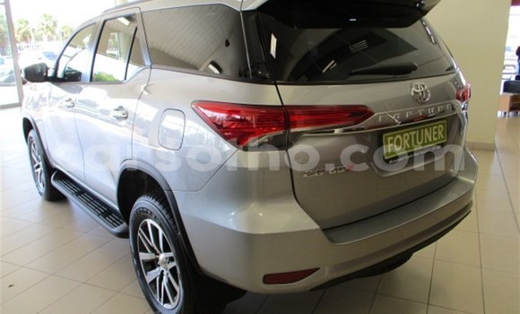 اشتري مستعمل Toyota Fortuner Silver سيارة في Import - Dubai في Maseru اشتري مستعمل Toyota Fortuner Silver سيارة في Import - Dubai في Maseru