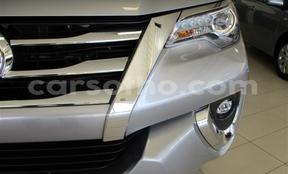 اشتري مستعمل Toyota Fortuner Silver سيارة في Import - Dubai في Maseru اشتري مستعمل Toyota Fortuner Silver سيارة في Import - Dubai في Maseru
