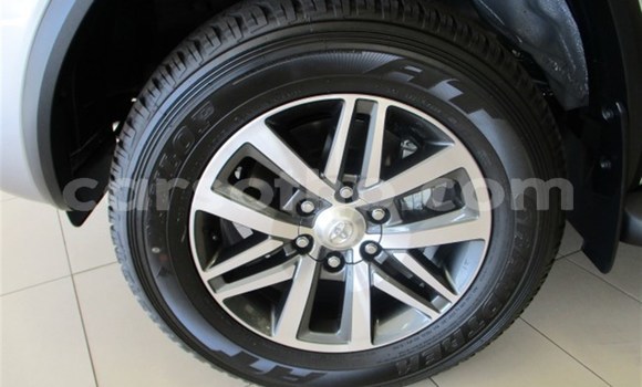 اشتري مستعمل Toyota Fortuner Silver سيارة في Import - Dubai في Maseru اشتري مستعمل Toyota Fortuner Silver سيارة في Import - Dubai في Maseru