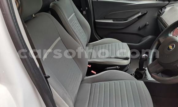 Acheter Occasion Voiture Chevrolet Corsa Blanc à Maseru, Maseru Acheter Occasion Voiture Chevrolet Corsa Blanc à Maseru, Maseru