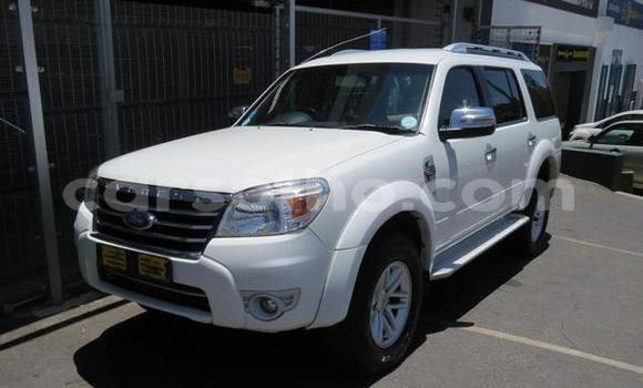 Acheter Occasion Voiture Ford Everest Blanc à Mafeteng, Mafeteng Acheter Occasion Voiture Ford Everest Blanc à Mafeteng, Mafeteng