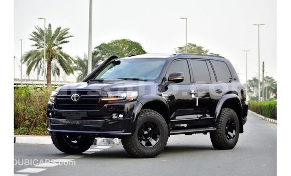 Buy Import Toyota Land Cruiser Black Car in Import - Dubai in Maseru Buy Import Toyota Land Cruiser Black Car in Import - Dubai in Maseru