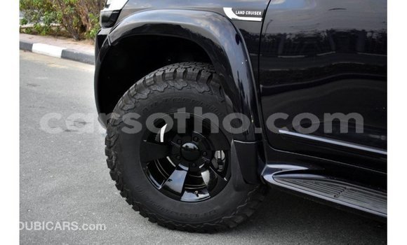 Buy Import Toyota Land Cruiser Black Car in Import - Dubai in Maseru Buy Import Toyota Land Cruiser Black Car in Import - Dubai in Maseru