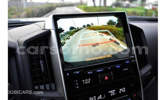 Buy Import Toyota Land Cruiser Black Car in Import - Dubai in Maseru Buy Import Toyota Land Cruiser Black Car in Import - Dubai in Maseru