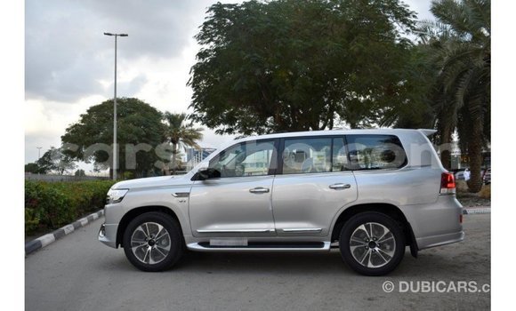Buy Import Toyota Land Cruiser Other Car in Import - Dubai in Maseru Buy Import Toyota Land Cruiser Other Car in Import - Dubai in Maseru