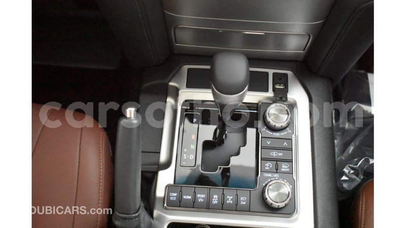 Big with watermark toyota land cruiser maseru import dubai 15728