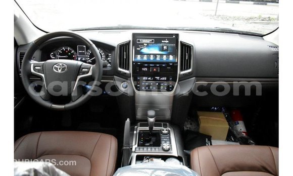Buy Import Toyota Land Cruiser Other Car in Import - Dubai in Maseru Buy Import Toyota Land Cruiser Other Car in Import - Dubai in Maseru