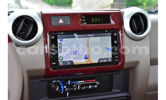 Buy Import Toyota Land Cruiser Beige Car in Import - Dubai in Maseru Buy Import Toyota Land Cruiser Beige Car in Import - Dubai in Maseru