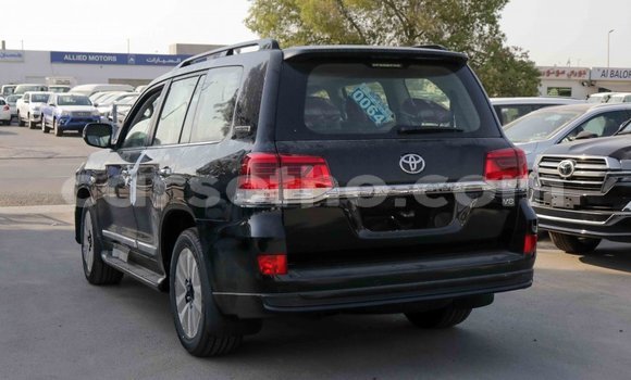 اشتري Imported Toyota Land Cruiser Black سيارة في Import - Dubai في Maseru اشتري Imported Toyota Land Cruiser Black سيارة في Import - Dubai في Maseru