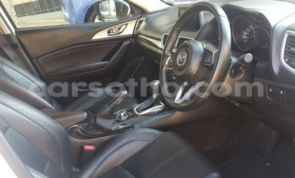 Sayi Na hannu Mazda 3 White Mota in Maputsoa a Leribe Sayi Na hannu Mazda 3 White Mota in Maputsoa a Leribe