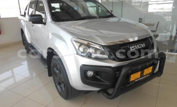 Acheter Occasion Voiture Isuzu KB Gris à Maputsoa, Leribe Acheter Occasion Voiture Isuzu KB Gris à Maputsoa, Leribe