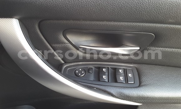 Sayi Na hannu BMW 3–Series White Mota in Butha Buthe a Butha-Buthe Sayi Na hannu BMW 3–Series White Mota in Butha Buthe a Butha-Buthe