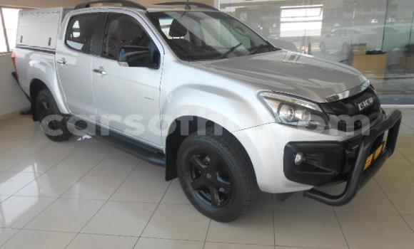 Sayi Na hannu Isuzu KB Silver Mota in Hlotse a Leribe Sayi Na hannu Isuzu KB Silver Mota in Hlotse a Leribe