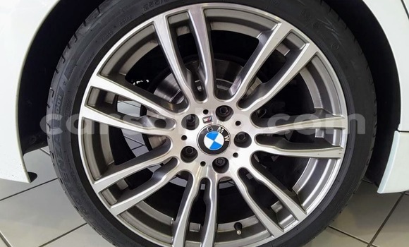 Sayi Na hannu BMW 3–Series White Mota in Butha Buthe a Butha-Buthe Sayi Na hannu BMW 3–Series White Mota in Butha Buthe a Butha-Buthe