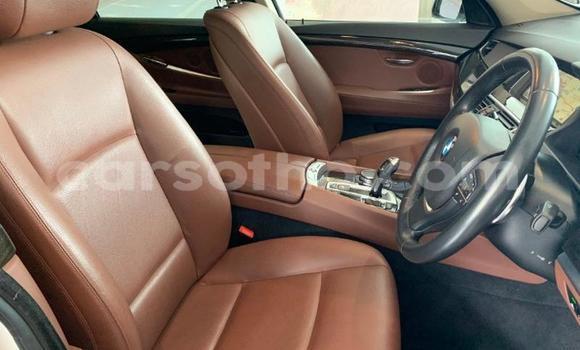 Sayi Na hannu BMW 5–Series White Mota in Maputsoe a Leribe Sayi Na hannu BMW 5–Series White Mota in Maputsoe a Leribe