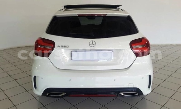 Sayi Na hannu Mercedes-Benz A–Class White Mota in Thaba–Tseka a Mafeteng Sayi Na hannu Mercedes-Benz A–Class White Mota in Thaba–Tseka a Mafeteng