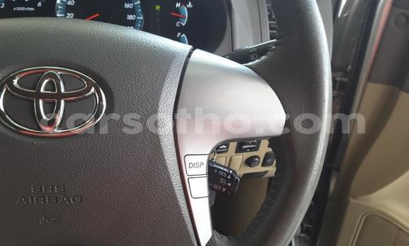 Sayi Na hannu Toyota Fortuner Beige Mota in Maseru a Maseru Sayi Na hannu Toyota Fortuner Beige Mota in Maseru a Maseru