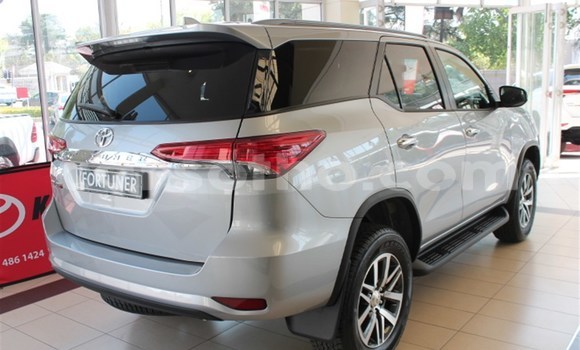 اشتري مستعمل Volkswagen Transporter White سيارة في Maseru في Maseru اشتري مستعمل Volkswagen Transporter White سيارة في Maseru في Maseru