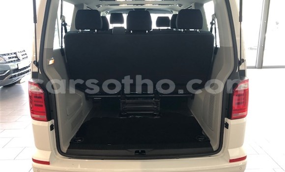 اشتري مستعمل Volkswagen Transporter White سيارة في Maseru في Maseru اشتري مستعمل Volkswagen Transporter White سيارة في Maseru في Maseru