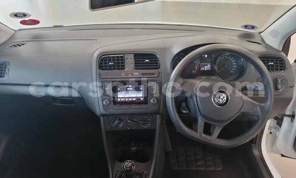 Acheter Occasion Voiture Volkswagen Polo Blanc à Maseru, Maseru Acheter Occasion Voiture Volkswagen Polo Blanc à Maseru, Maseru