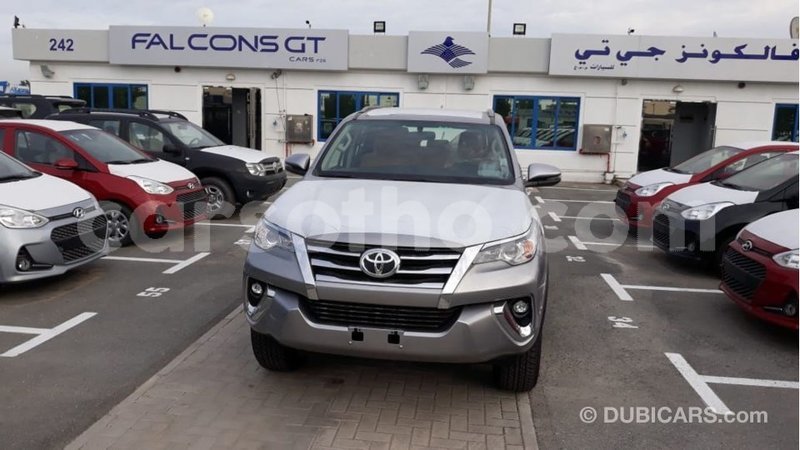 Big with watermark toyota fortuner maseru import dubai 15761