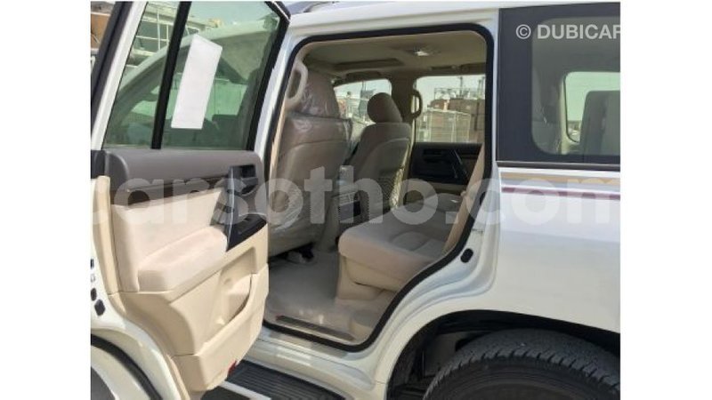 Big with watermark toyota land cruiser maseru import dubai 15763