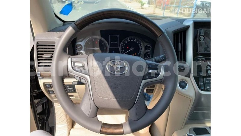 Big with watermark toyota land cruiser maseru import dubai 15776