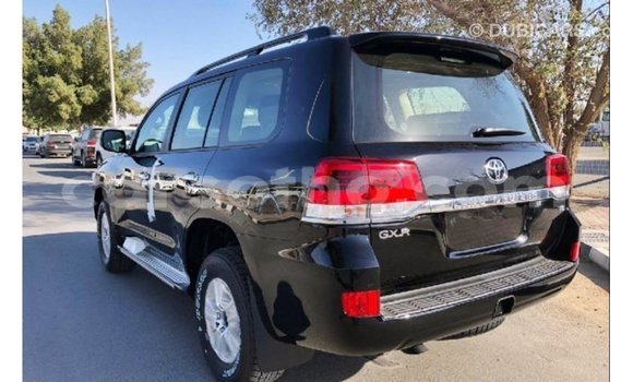 اشتري Imported Toyota Land Cruiser Black سيارة في Import - Dubai في Maseru اشتري Imported Toyota Land Cruiser Black سيارة في Import - Dubai في Maseru