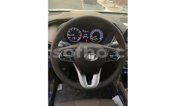 Sayi Imported Hyundai Santa Fe White Mota in Import - Dubai a Maseru Sayi Imported Hyundai Santa Fe White Mota in Import - Dubai a Maseru