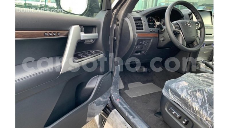 Big with watermark toyota land cruiser maseru import dubai 15781