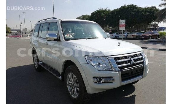 Buy Import Mitsubishi Pajero White Car in Import - Dubai in Maseru Buy Import Mitsubishi Pajero White Car in Import - Dubai in Maseru